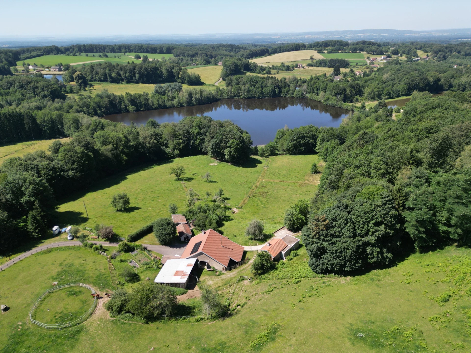 Luftaufnahme der Domaine du Mont Gérard